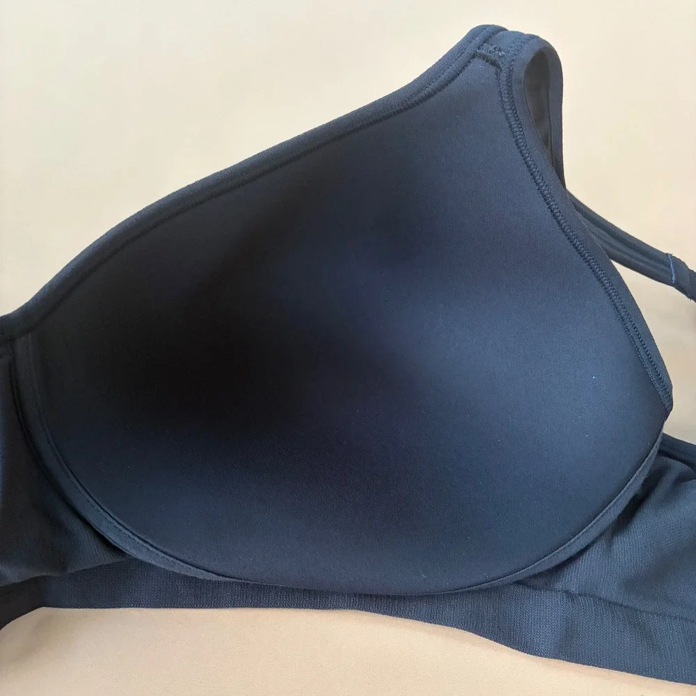 Bali Comfort Revolution 40DD Black Seamless 4 Way Stretch T-shirt Bra New